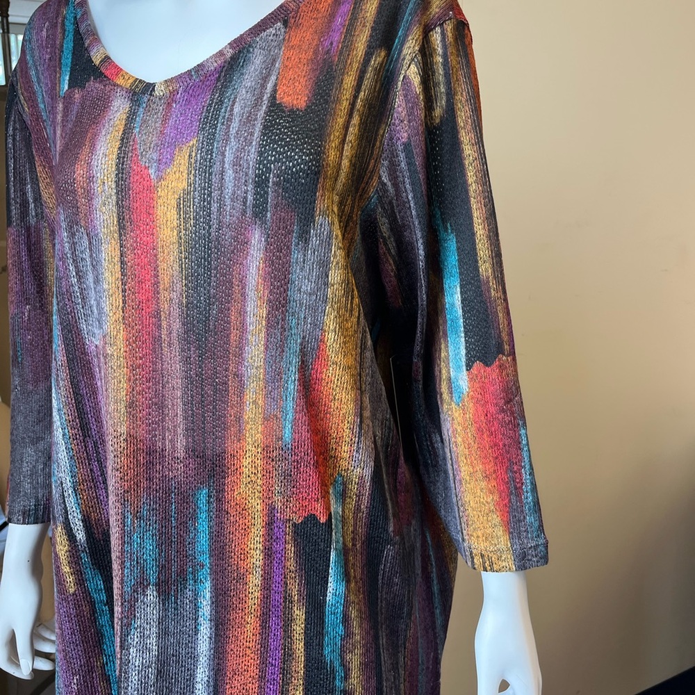 Multi-Color Woman’s Tunic - Picture 7 of 8